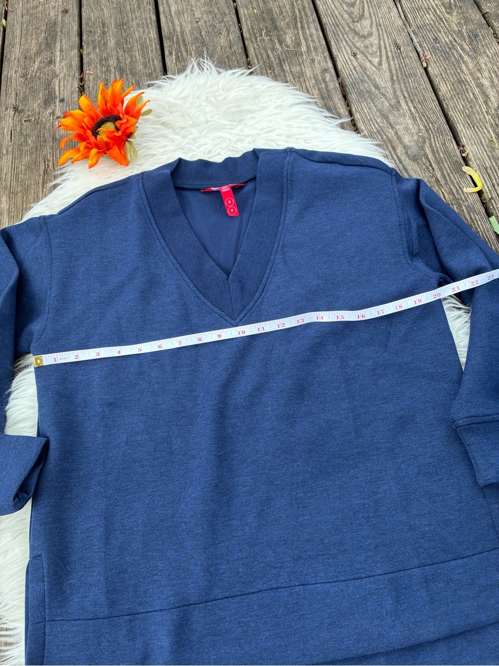 🌺HP❤️retails $246/set NWOT SET SPANX SOFTEST v neck sweater and wide leg pants - Picture 7 of 15